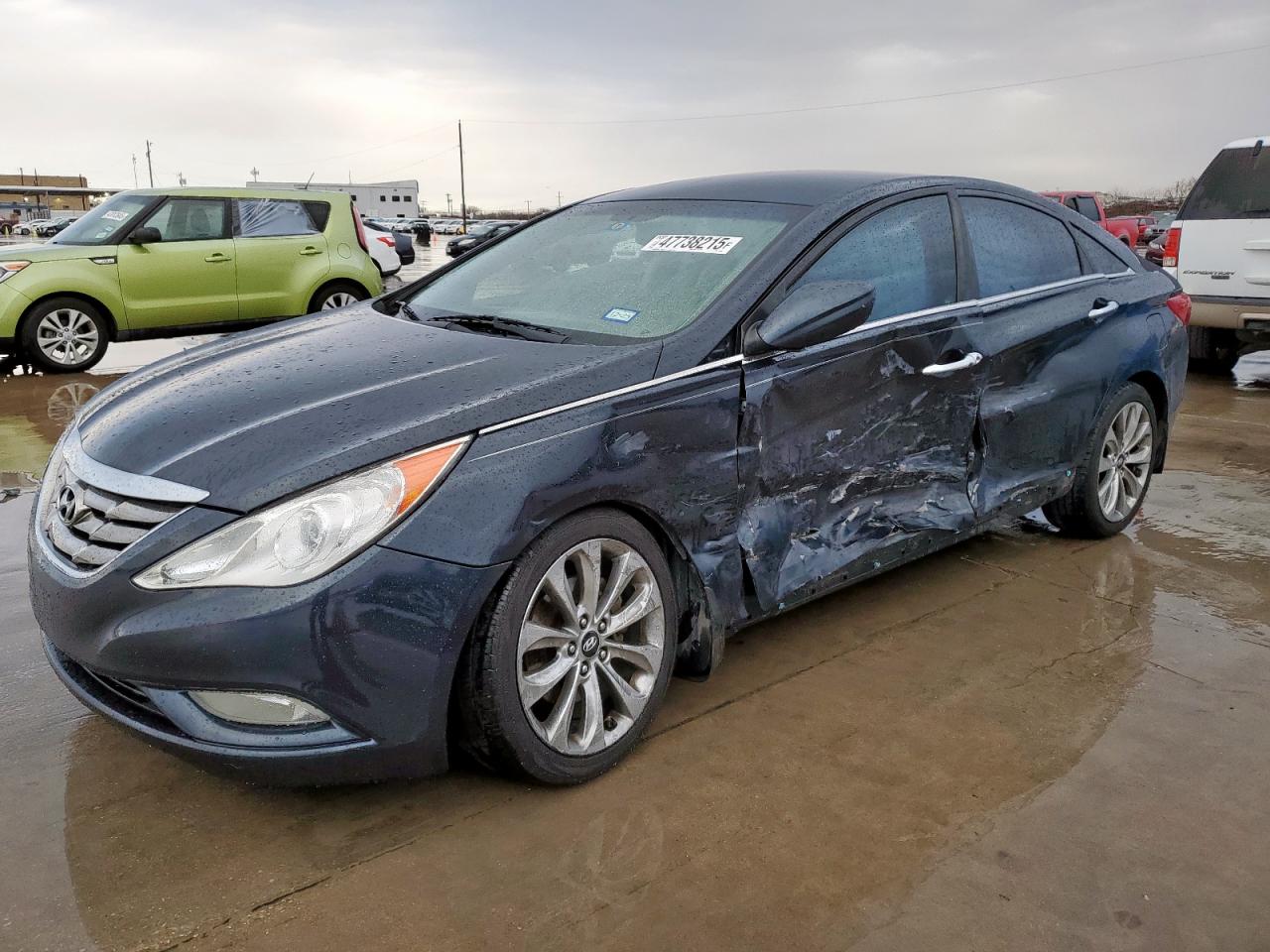 2011 Hyundai Sonata - Image 1
