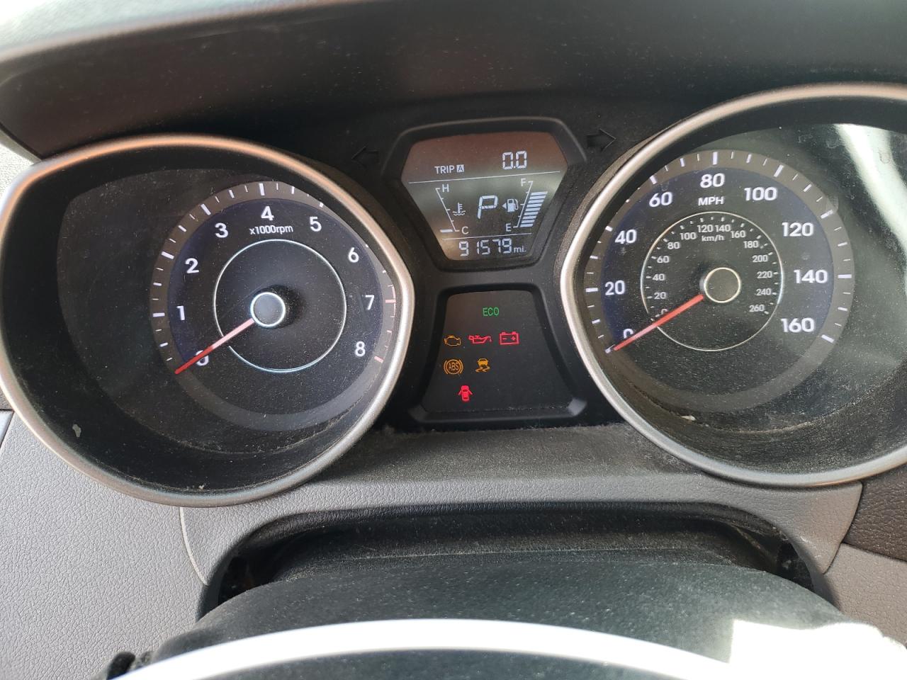 2015 Hyundai Elantra - Image 9