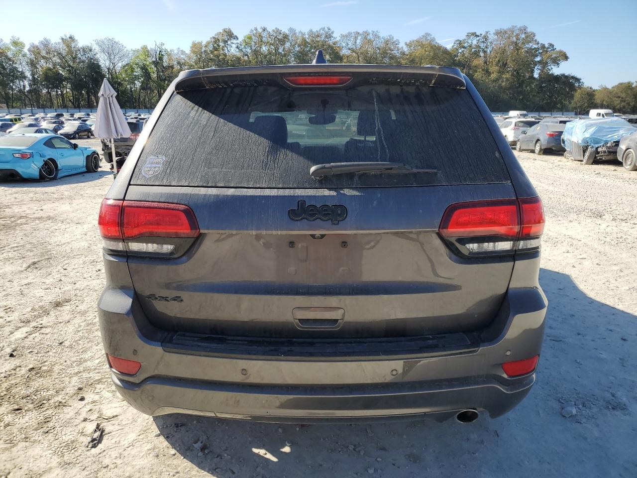 2018 Jeep Grand Cherokee - Image 6
