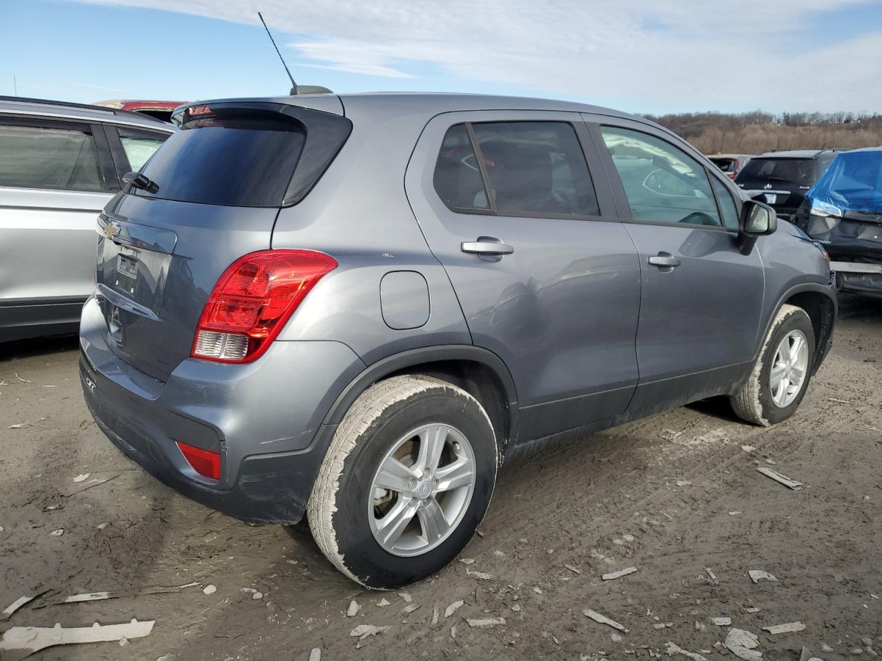 3GNCJNSB4LL194861 CHEVROLET TRAX 2020