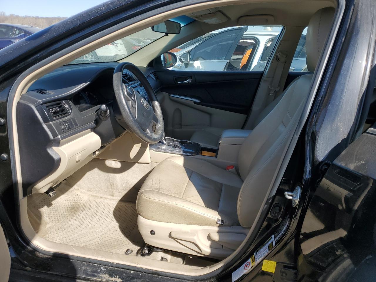 2012 Toyota Camry - Image 7