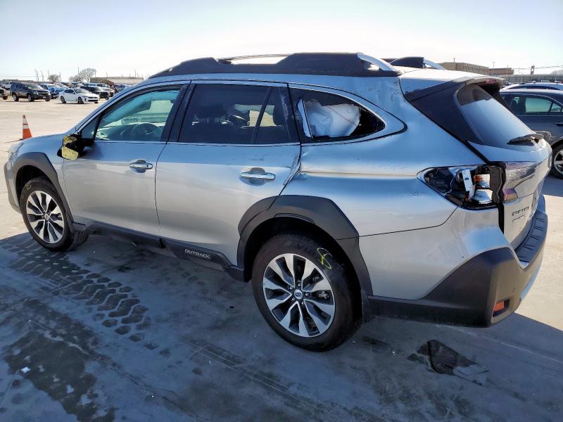  SUBARU OUTBACK 2024 Srebrny