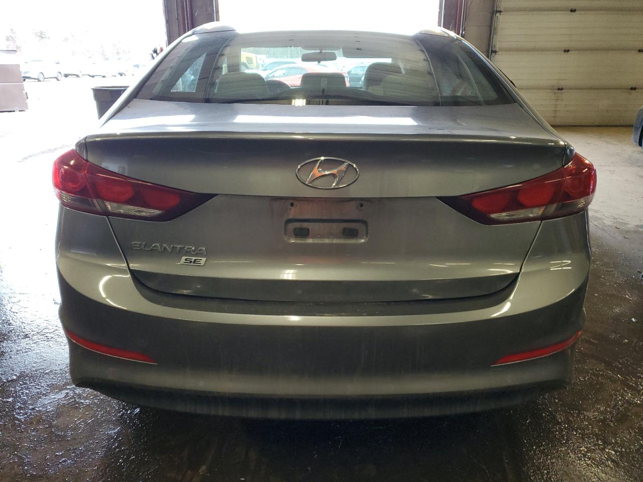2018 Hyundai Elantra - Image 6