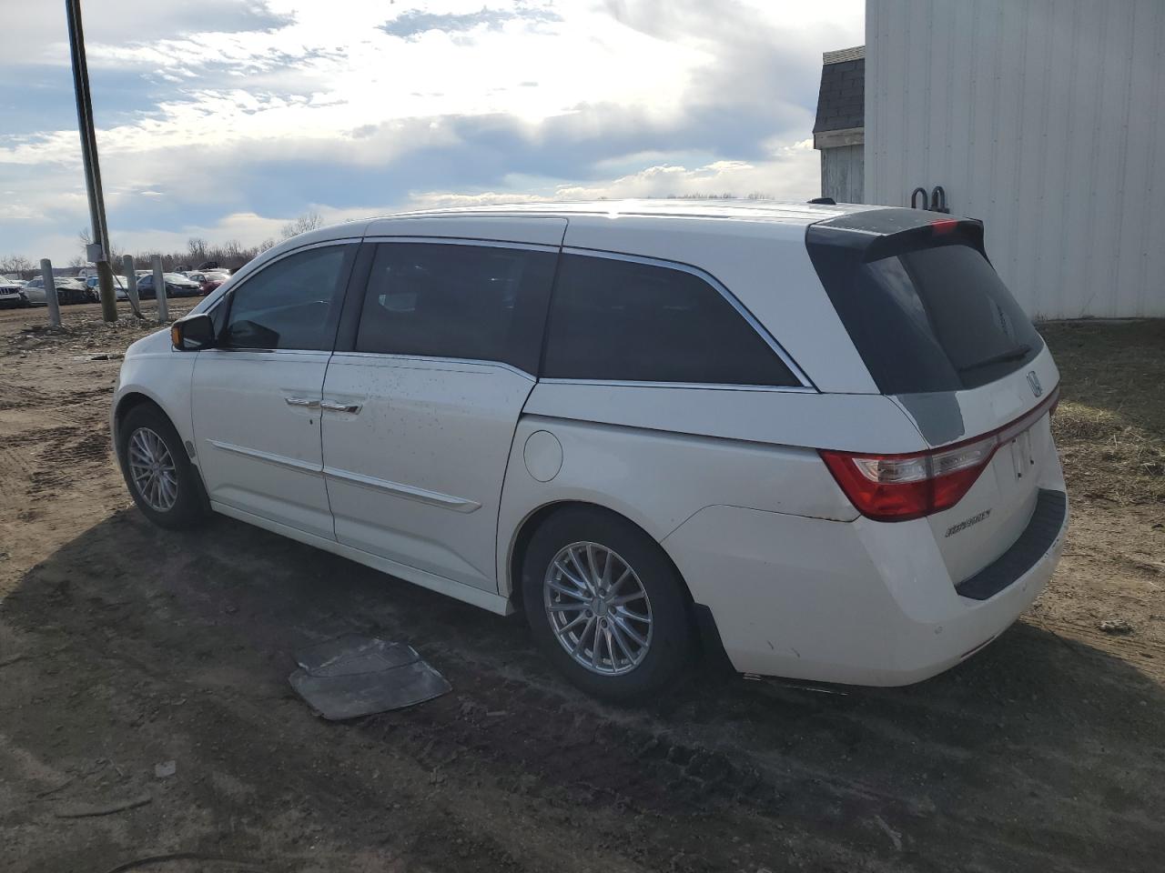2012 Honda Odyssey - Image 2