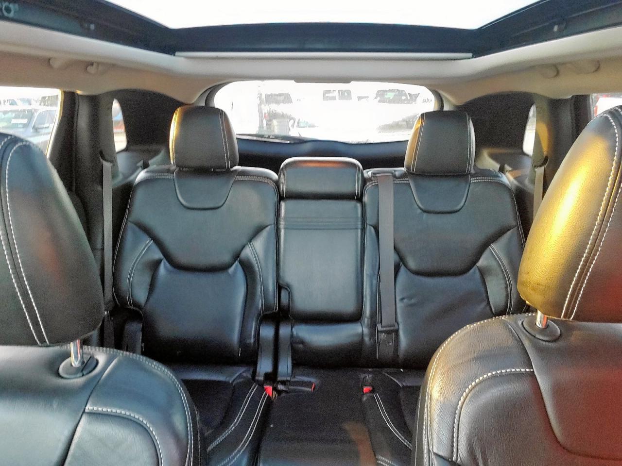 2016 Jeep Grand Cherokee - Image 10