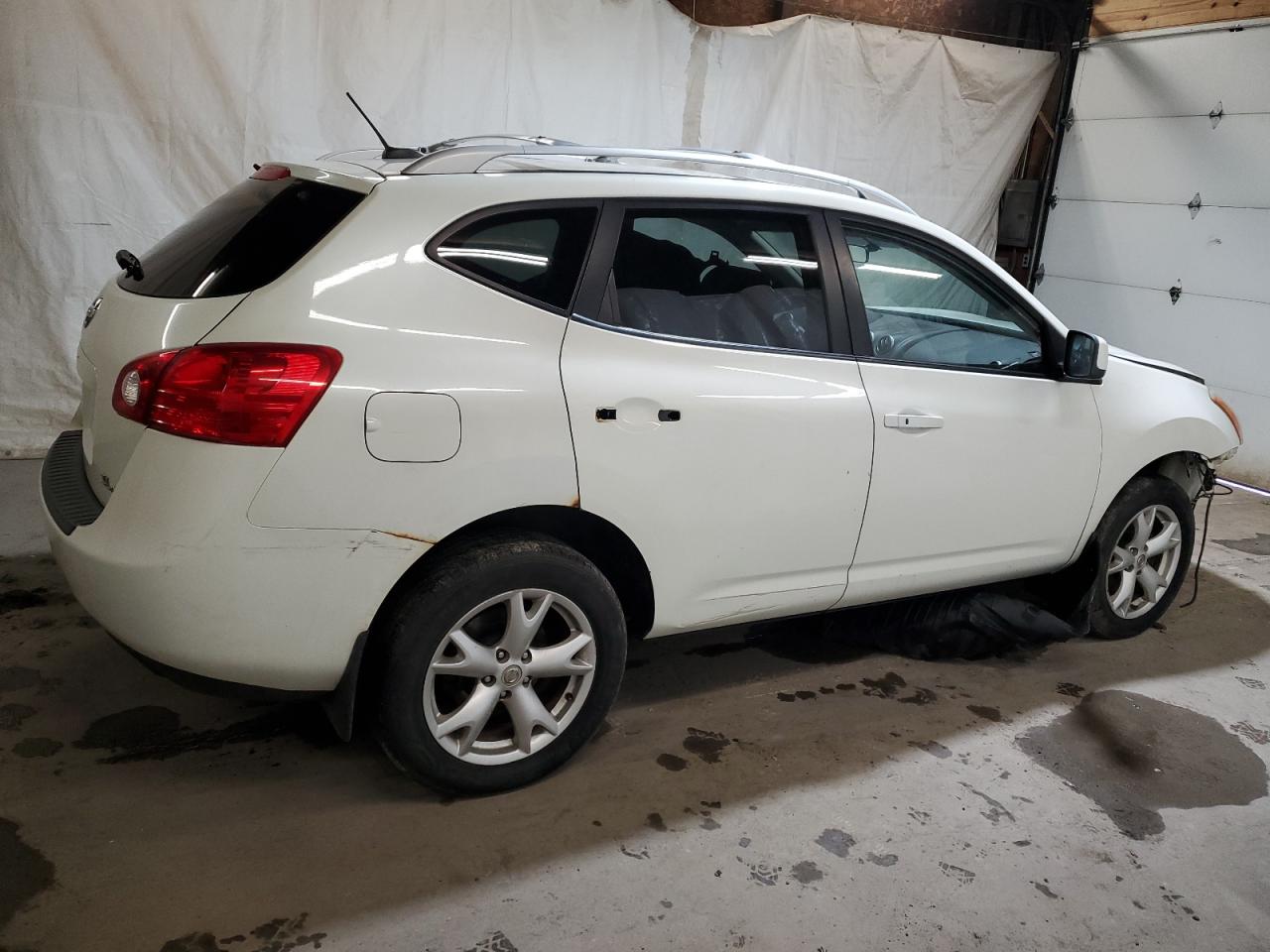 2008 Nissan Rogue - Image 3