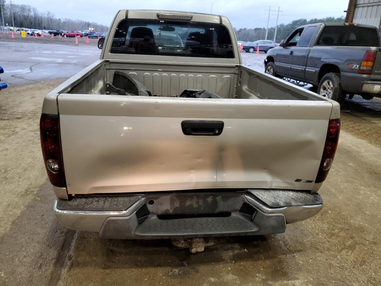 2005 Chevrolet Colorado - Image 6