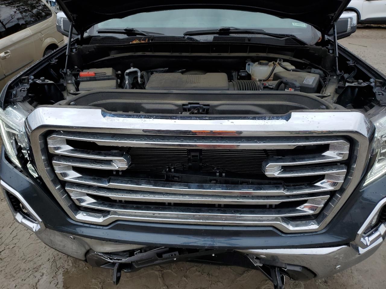 2021 GMC Sierra - Image 11