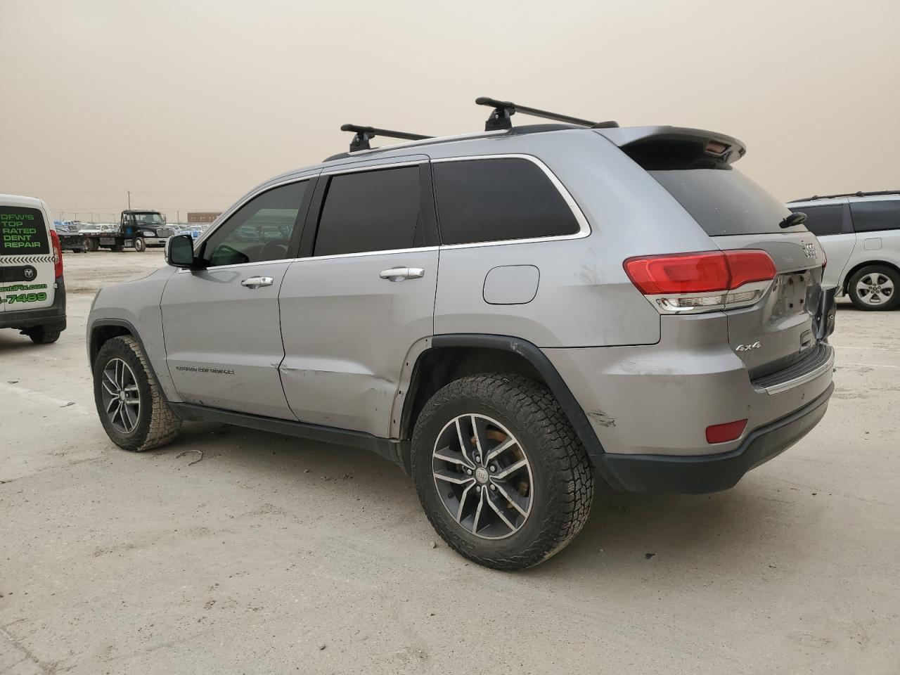 2018 Jeep Grand Cherokee - Image 2