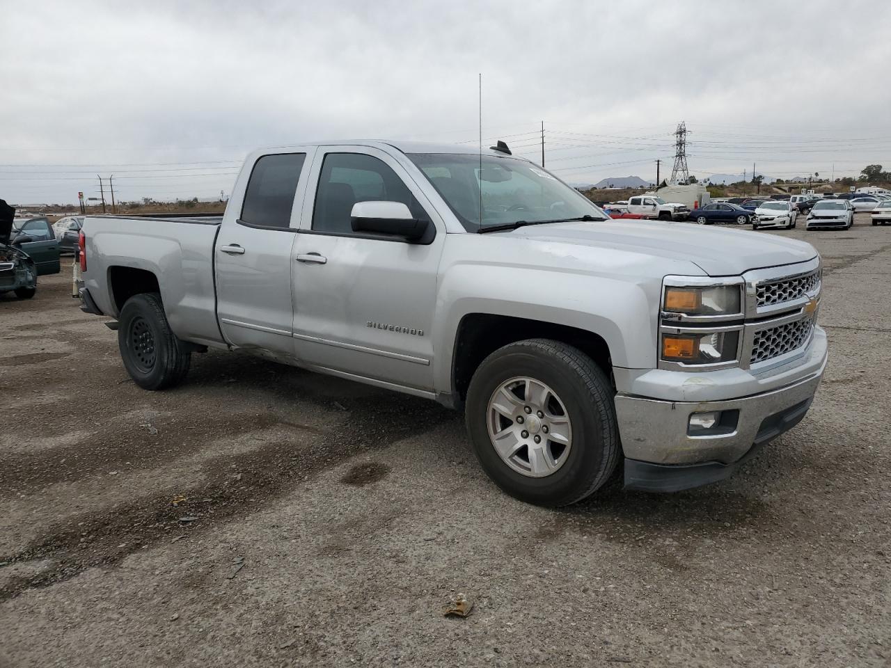 2015 Chevrolet Silverado - Image 4