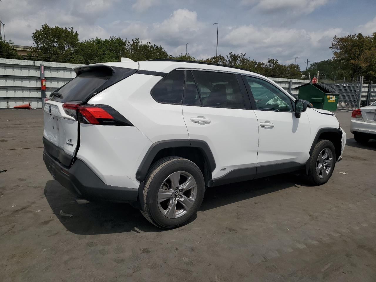 4T3LWRFV7RU128599 TOYOTA RAV4 2024