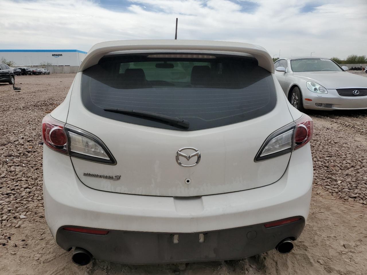 2013 Mazda 3 - Image 6