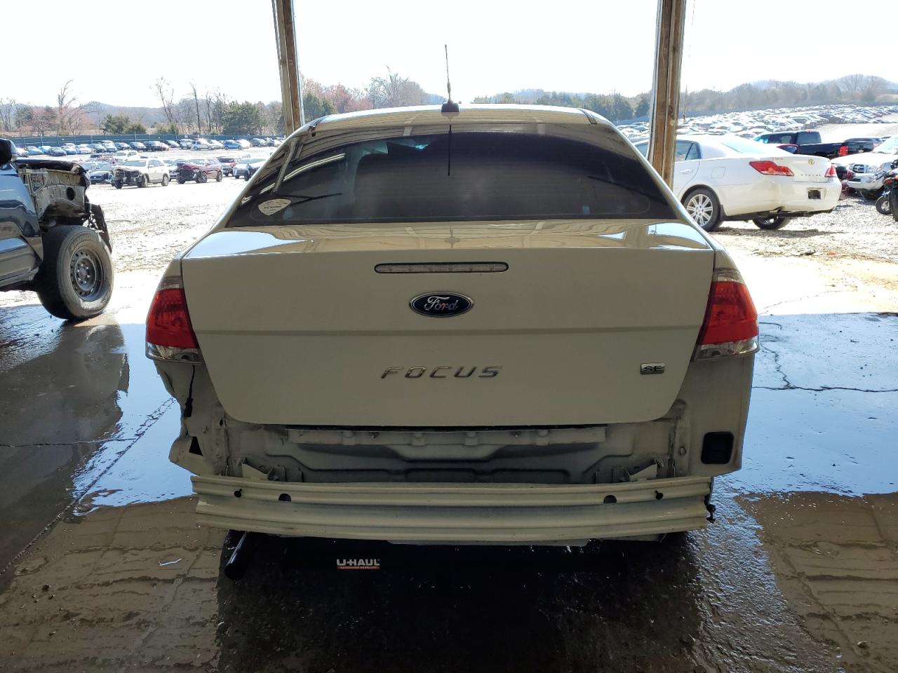 2010 Ford Focus - Image 6