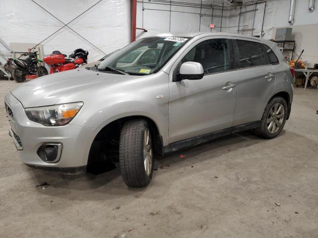 Parquets MITSUBISHI OUTLANDER 2014 Srebrny