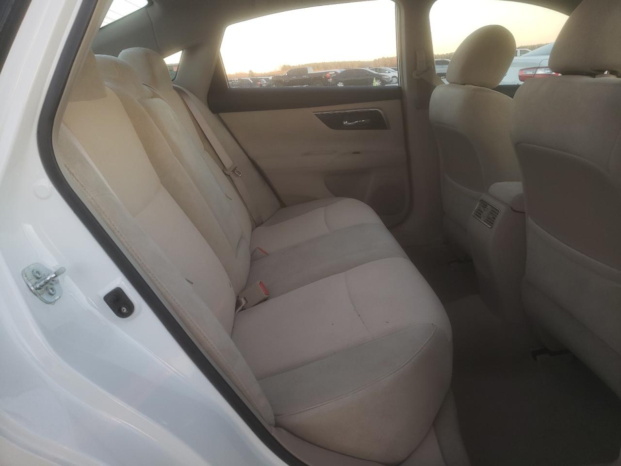 2013 Nissan Altima - Image 10