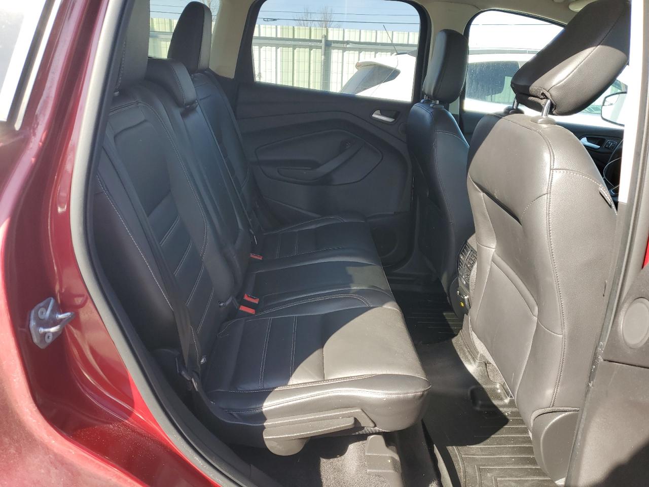 1FMCU9J98JUD25410 FORD ESCAPE 2018