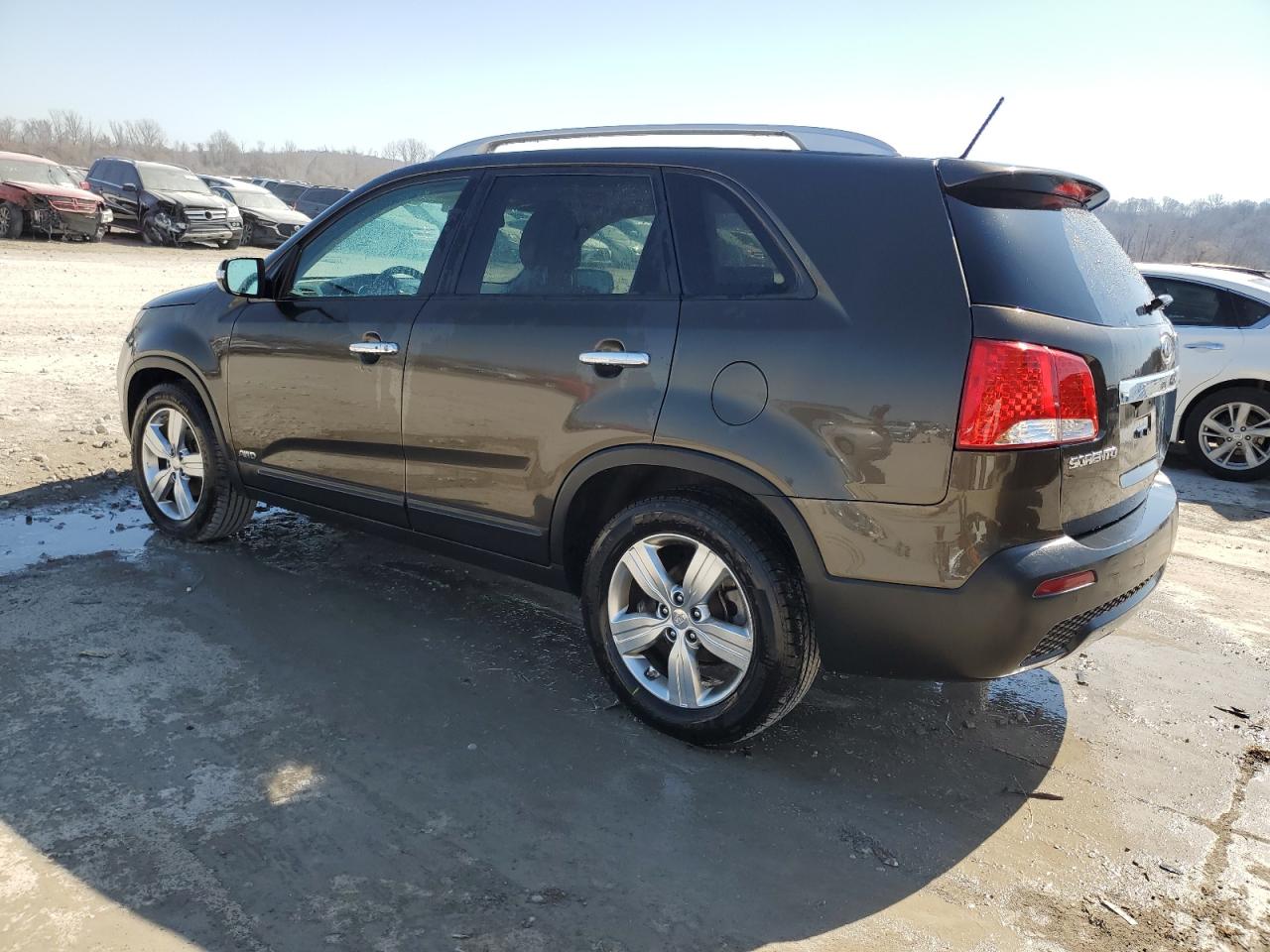 2012 Kia Sorento - Image 2