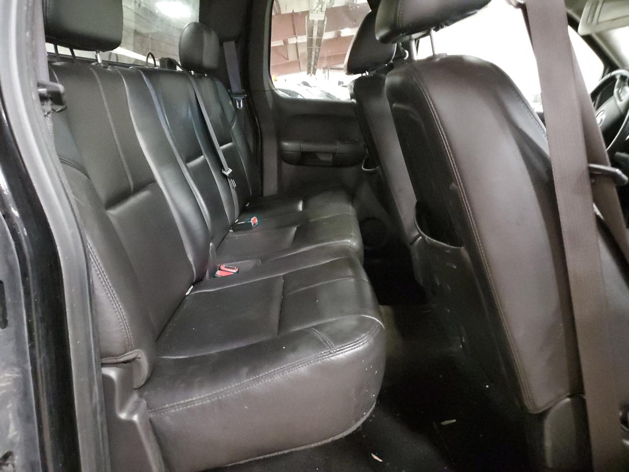 2009 GMC Sierra - Image 10