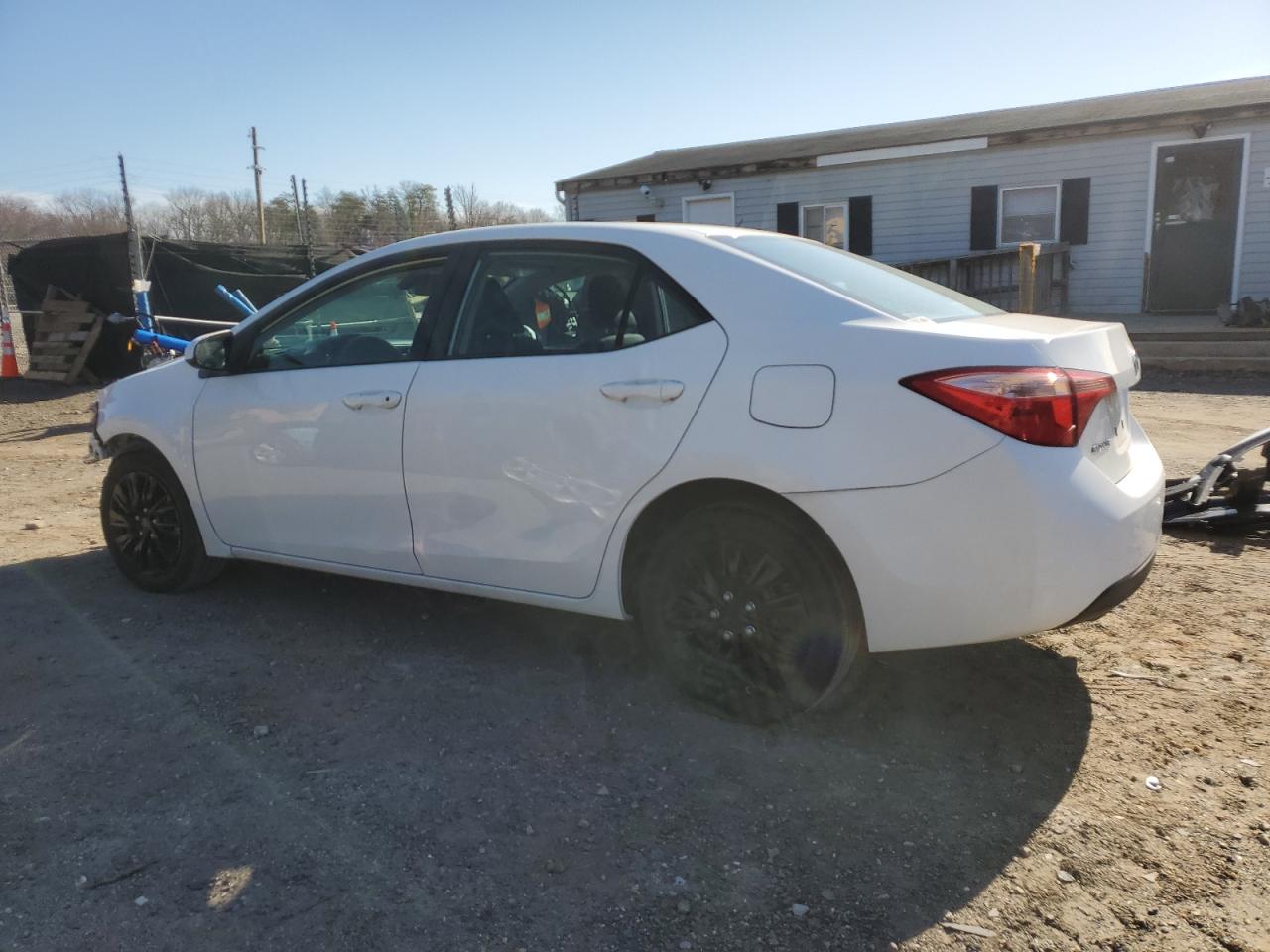 2T1BURHE7JC067638 TOYOTA COROLLA 2018