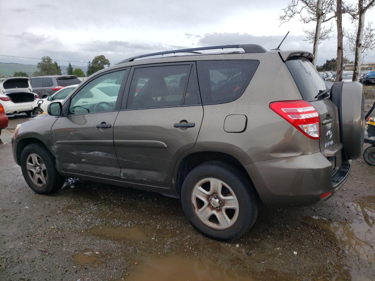 2011 Toyota RAV 4 - Image 2