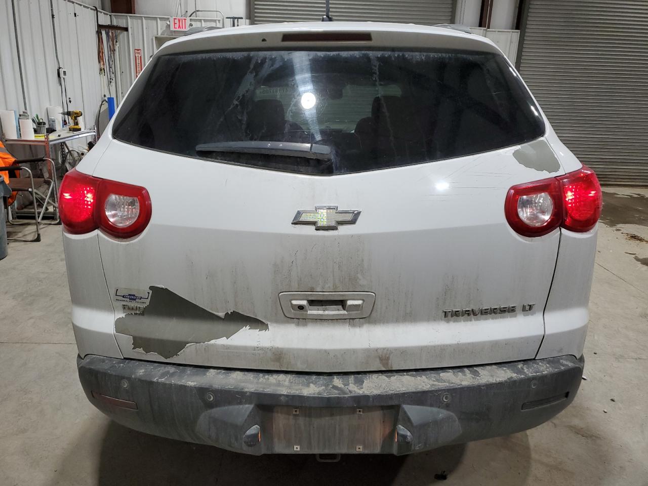 2010 Chevrolet Traverse - Image 6