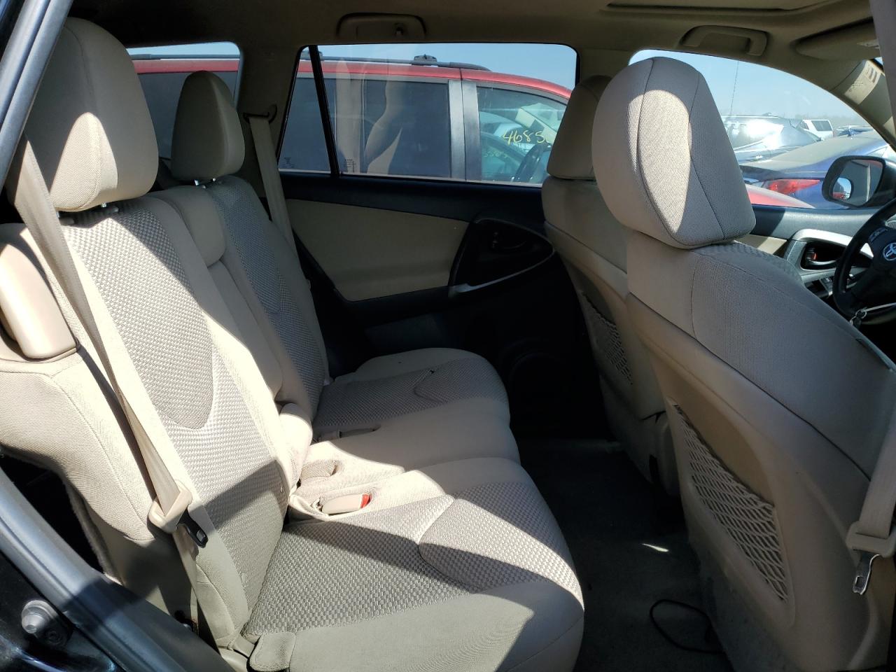2012 Toyota RAV 4 - Image 10