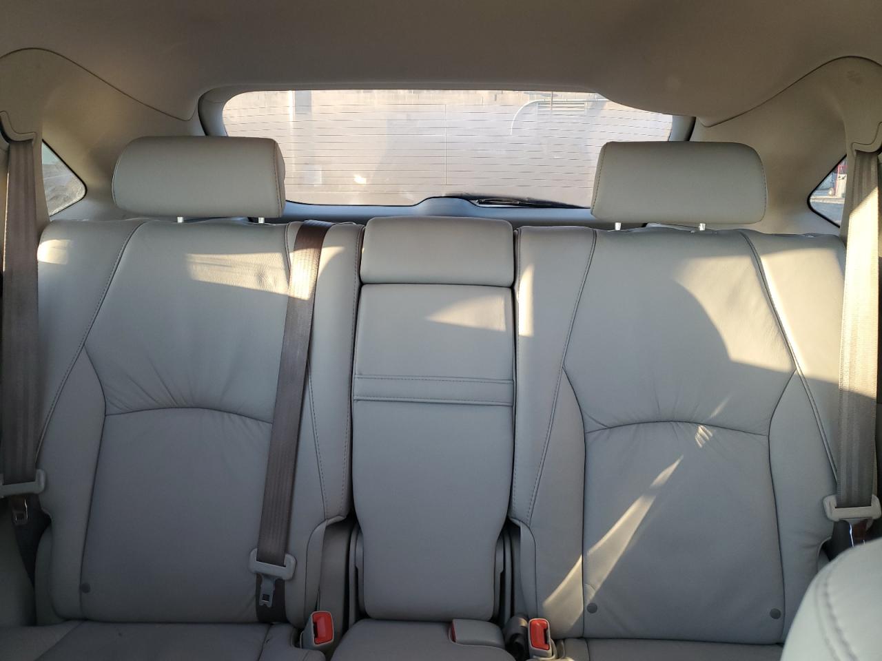 2007 Lexus RX - Image 10