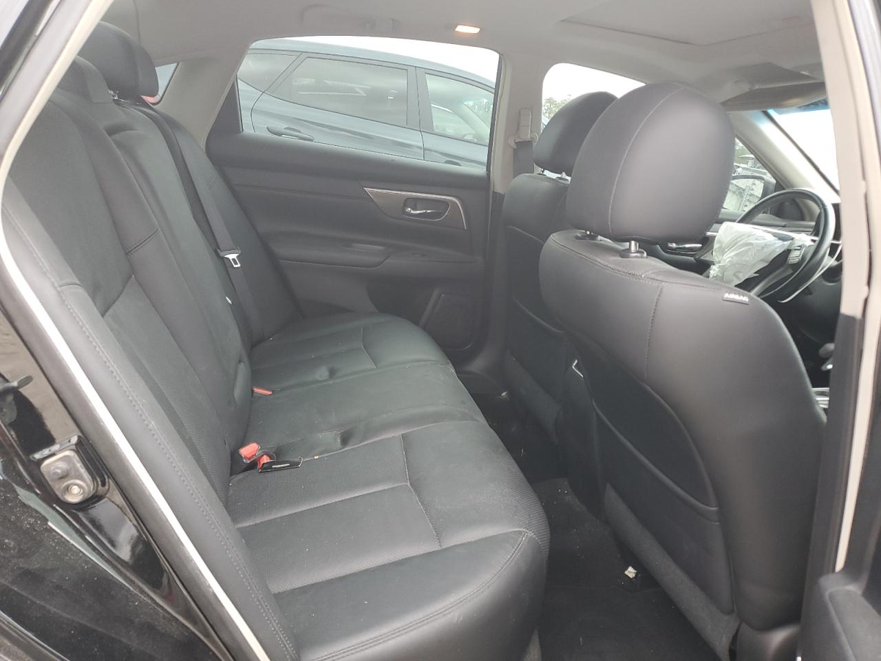 2013 Nissan Altima - Image 10