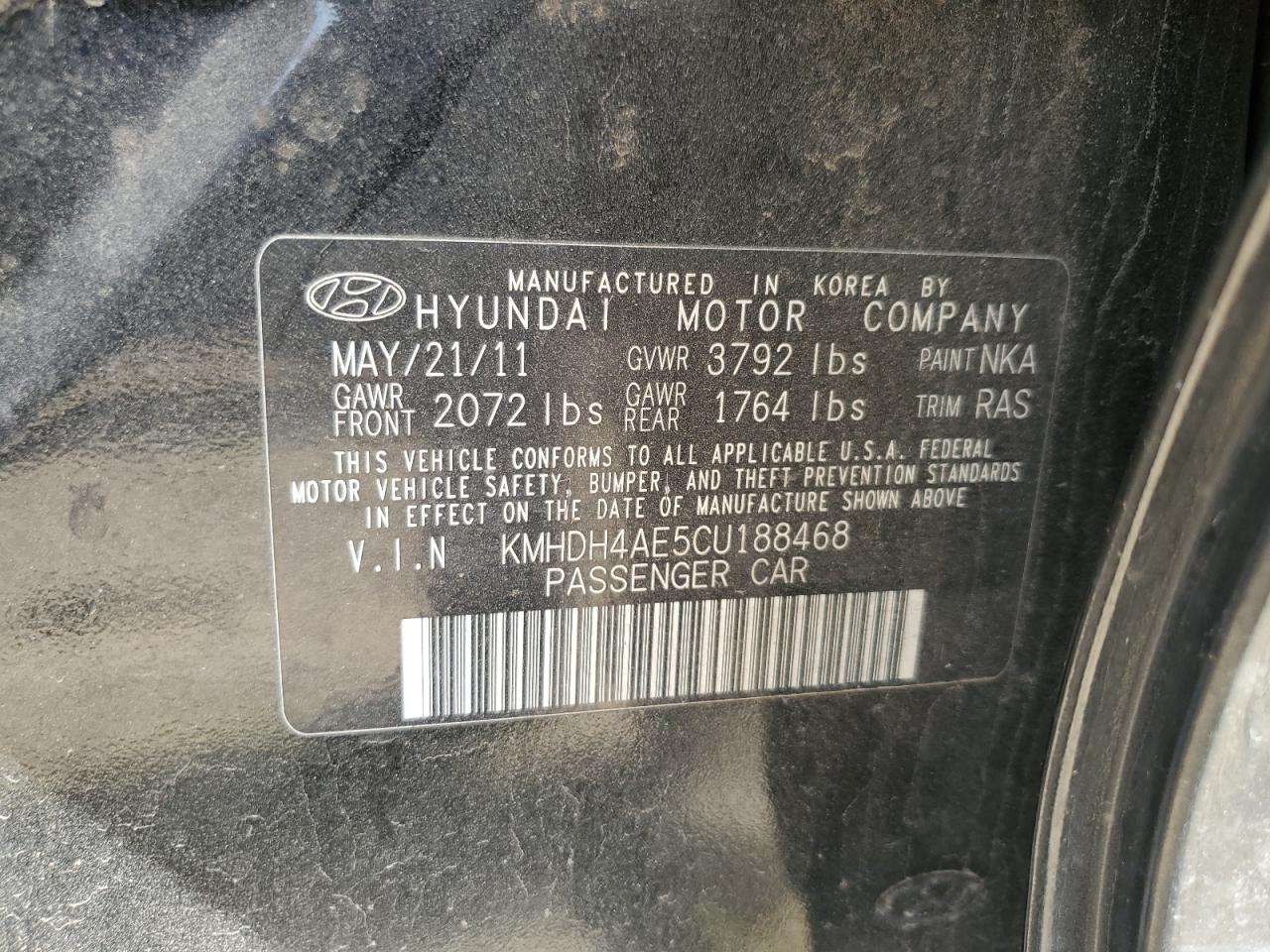 2012 Hyundai Elantra - Image 14