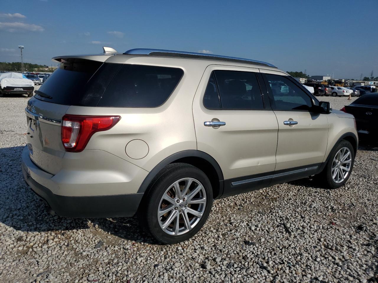 1FM5K7F84HGD53555 FORD EXPLORER 2017