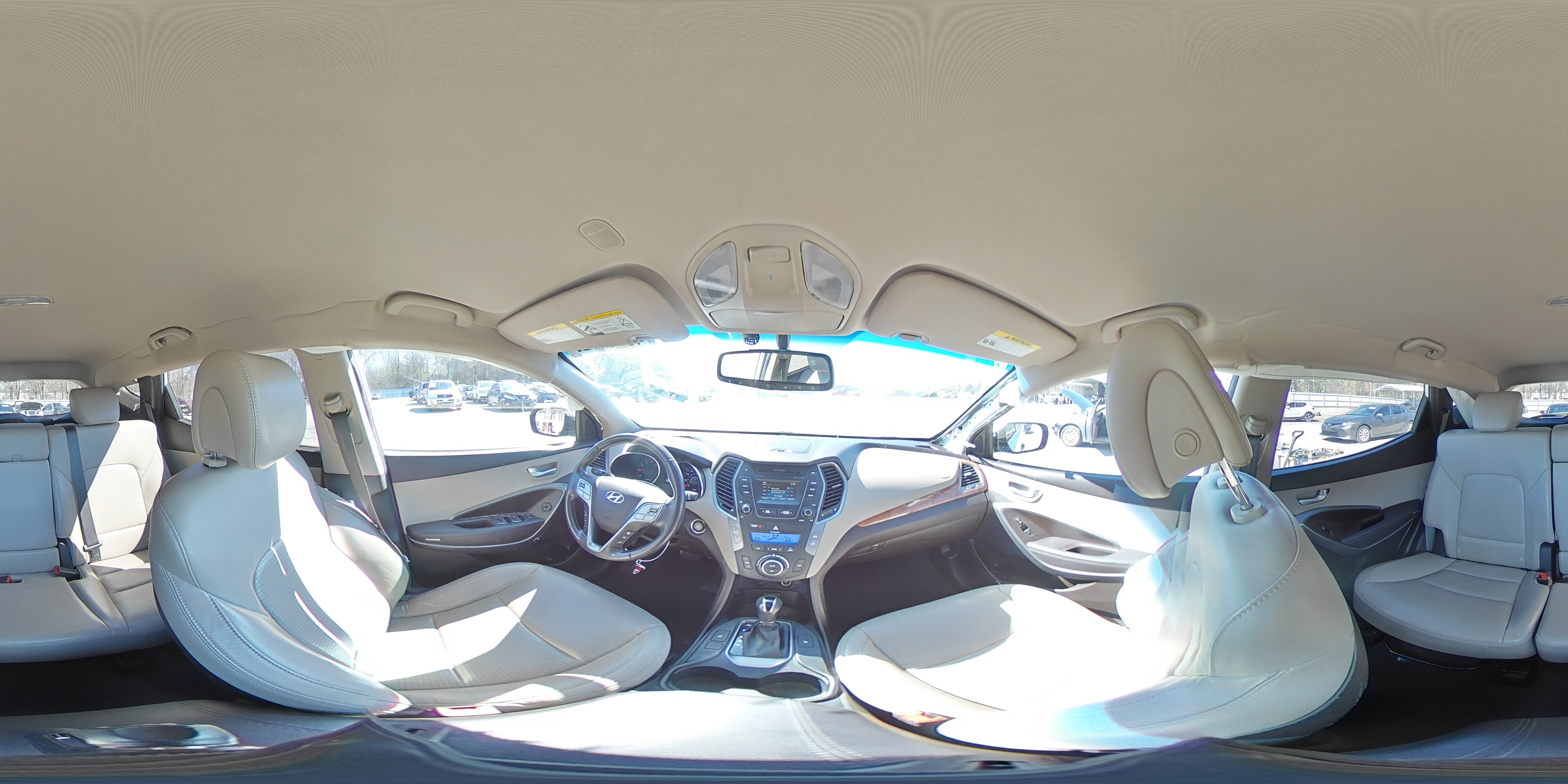 2013 Hyundai Santa Fe - Image 15