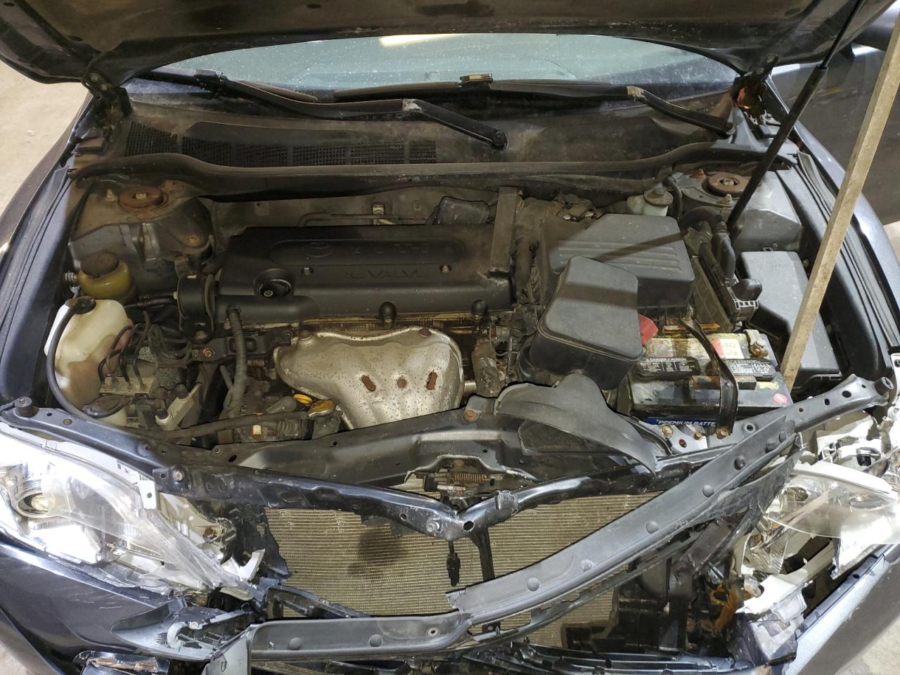 2009 Toyota Camry - Image 11