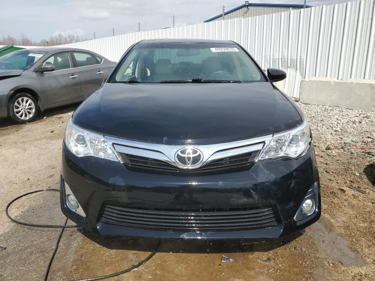 2012 Toyota Camry - Image 5