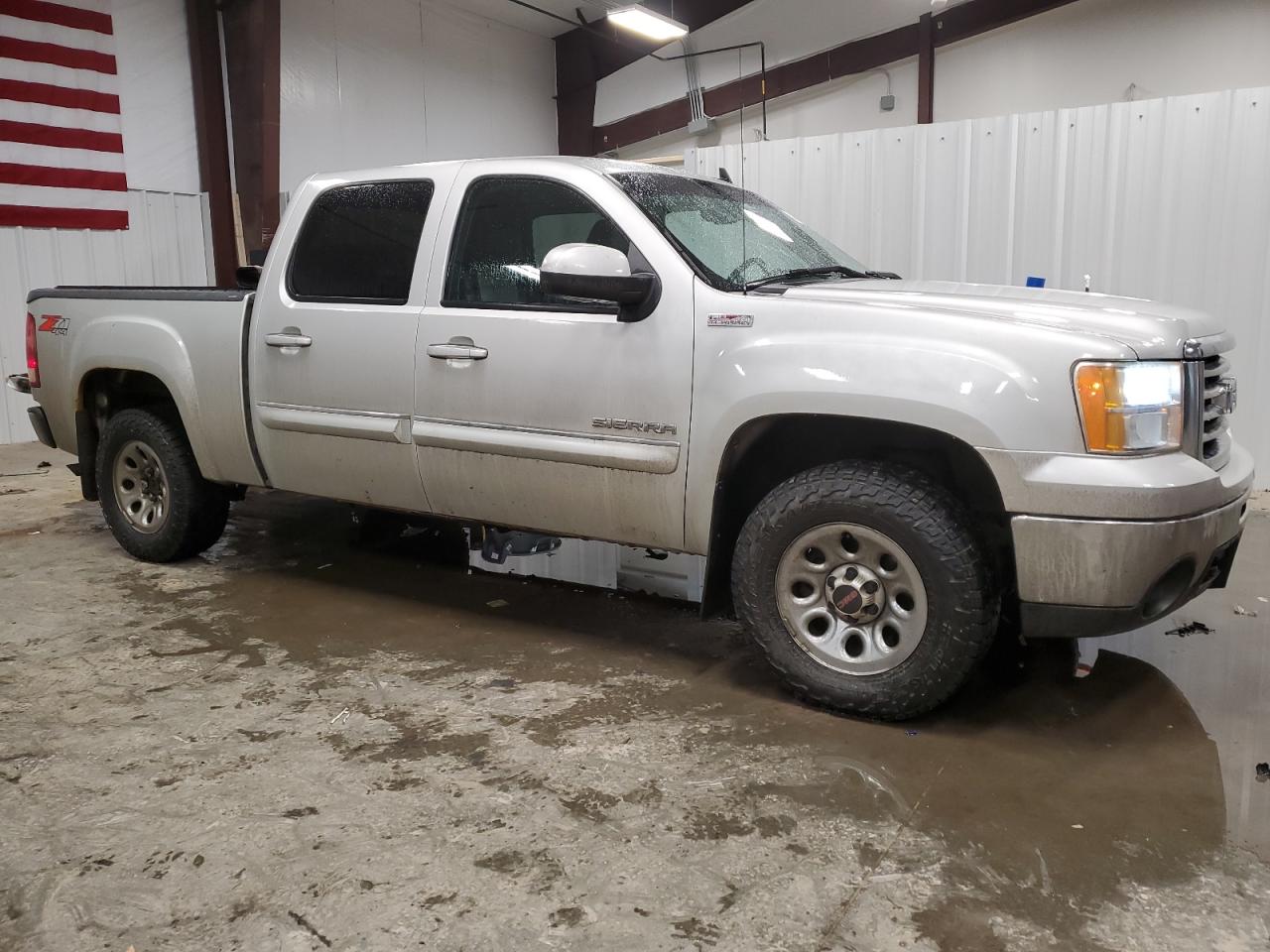 2010 GMC Sierra - Image 4