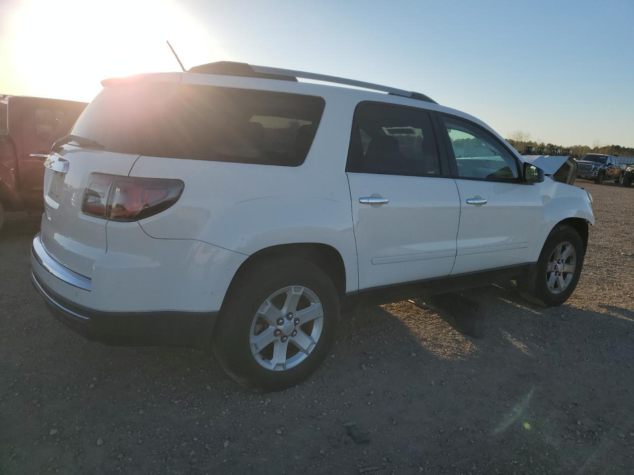 2015 GMC Acadia - Image 3