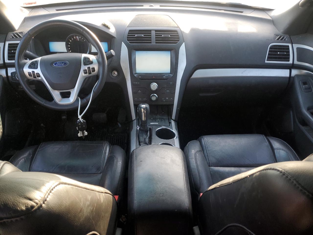 2014 Ford Explorer - Image 8