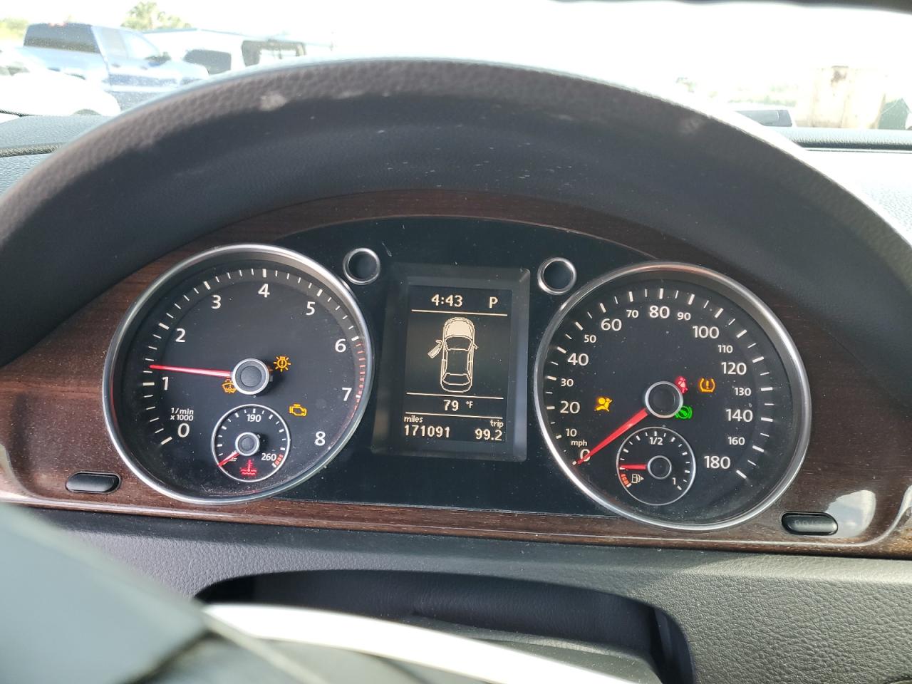 2012 Volkswagen Passat CC - Image 9