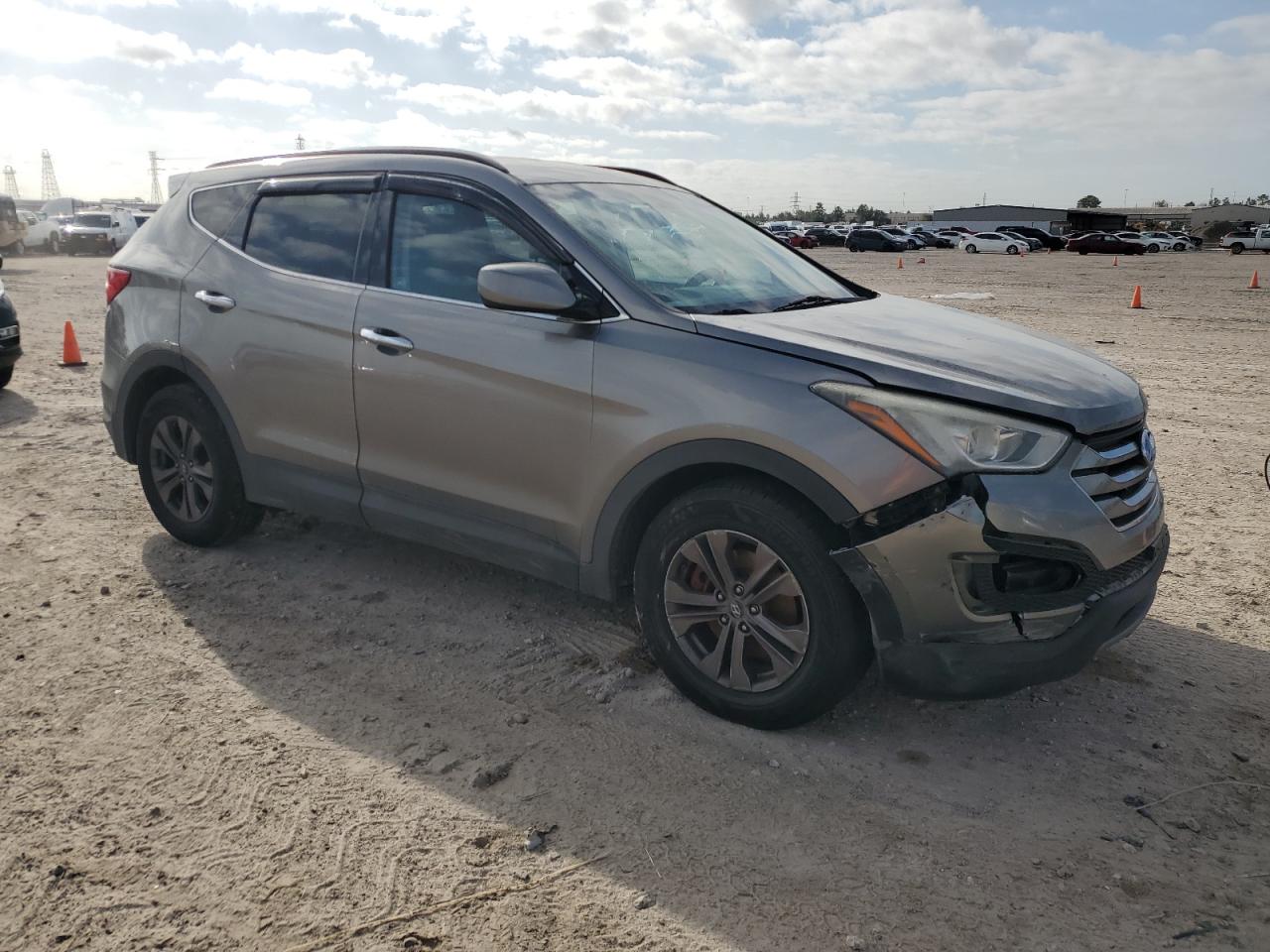 2013 Hyundai Santa Fe - Image 4