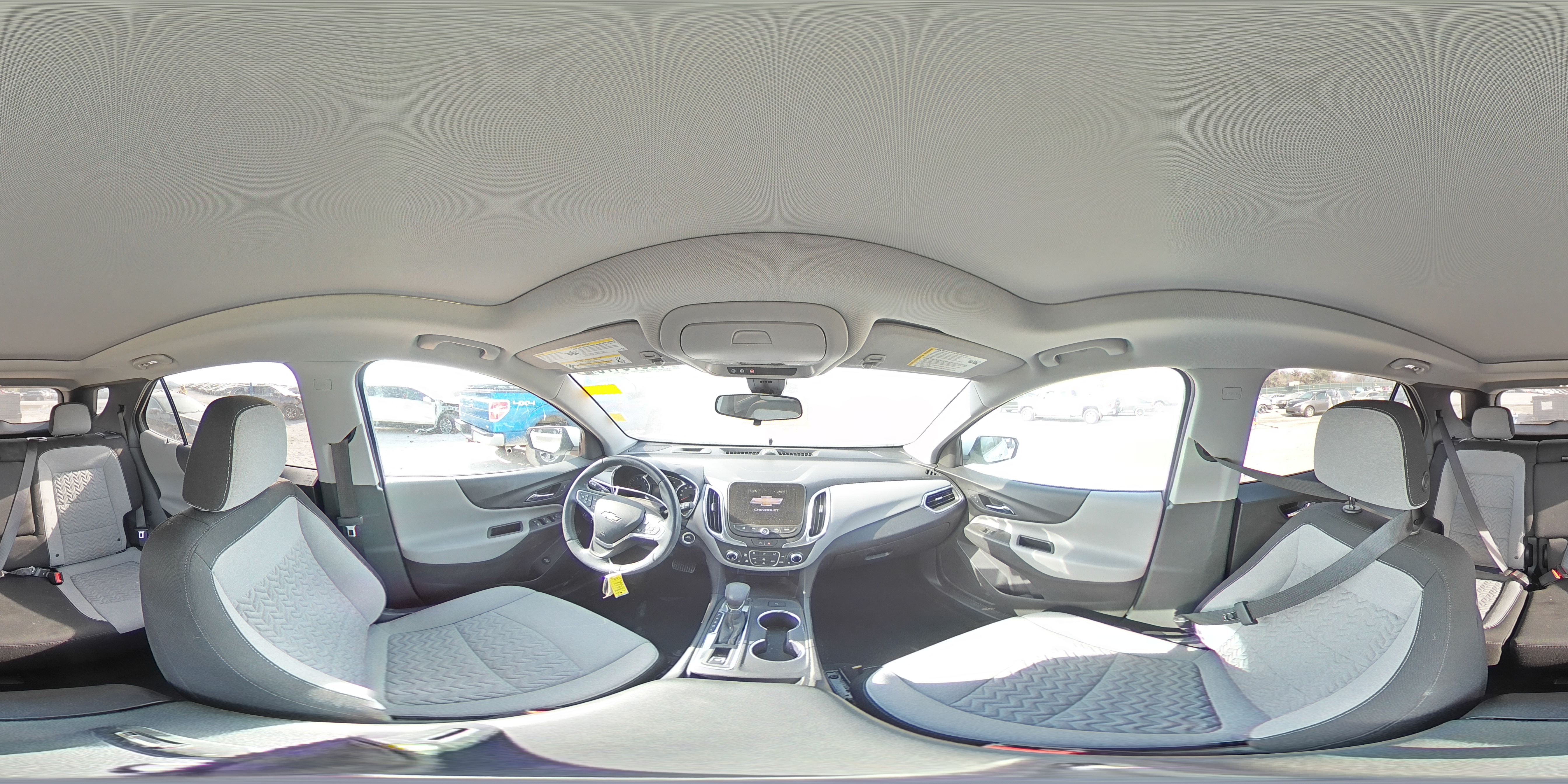 2022 Chevrolet Equinox - Image 14