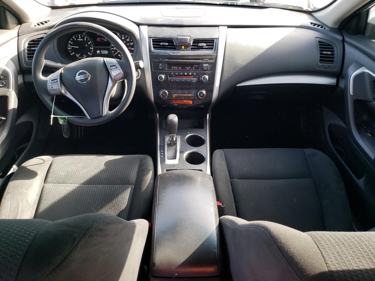 2015 Nissan Altima - Image 8