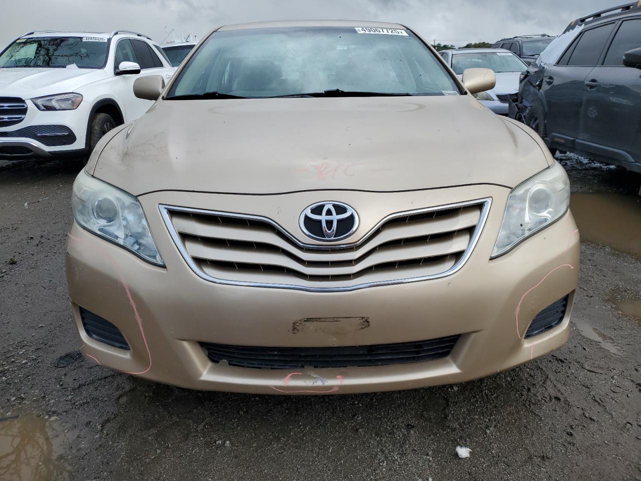 2010 Toyota Camry - Image 5