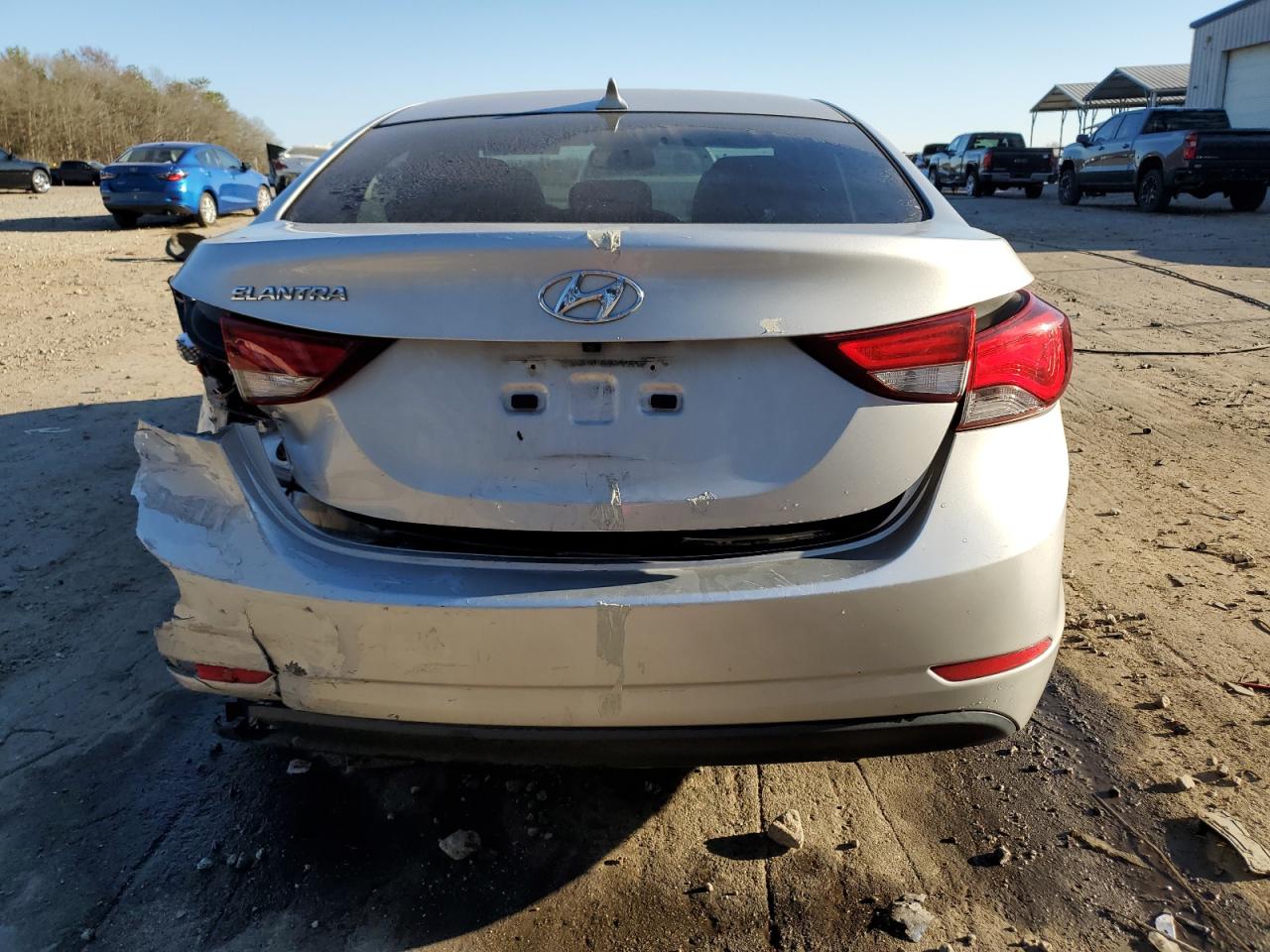 2016 Hyundai Elantra - Image 6
