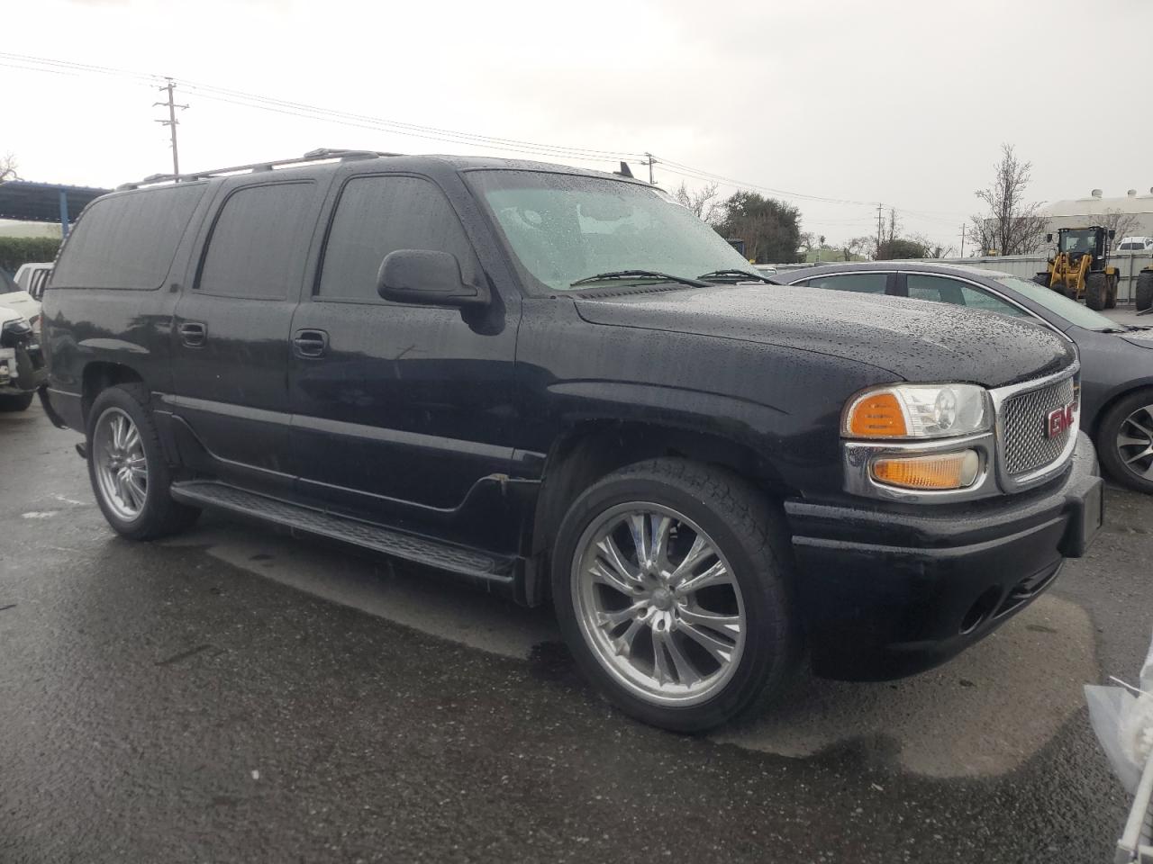 2006 GMC Yukon - Image 4