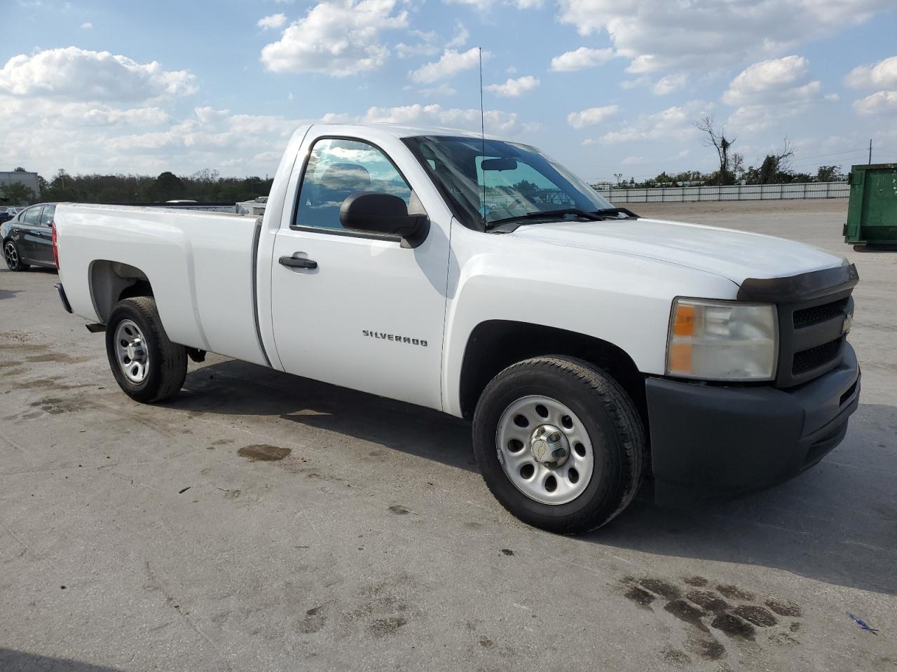 2011 Chevrolet Silverado - Image 4