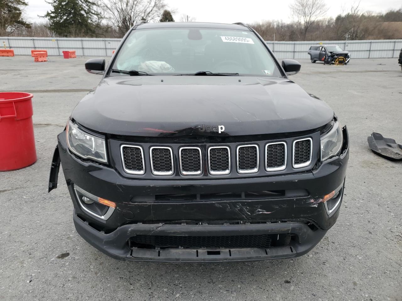 2018 Jeep Compass - Image 5