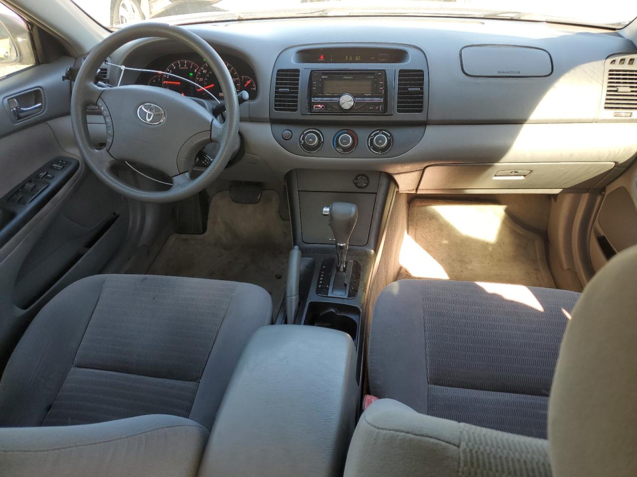 2006 Toyota Camry - Image 8