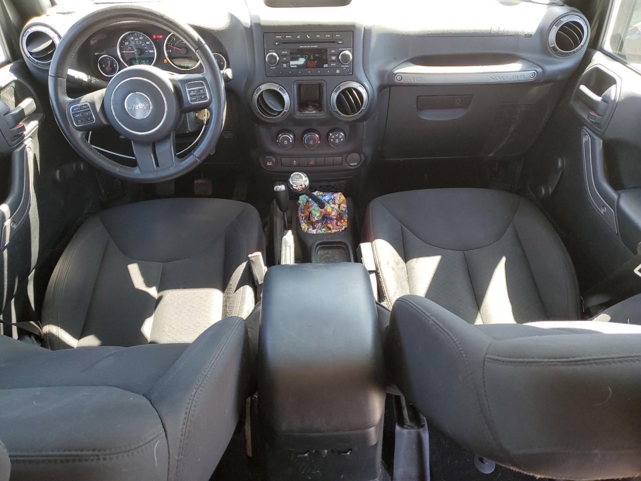 2018 Jeep Wrangler - Image 8