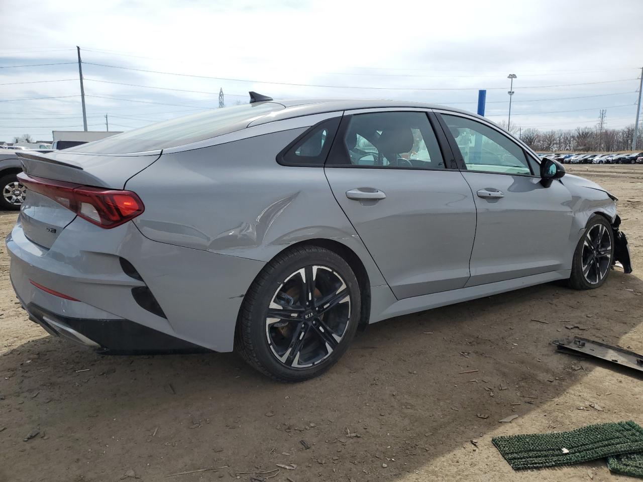 2021 Kia K5 - Image 3
