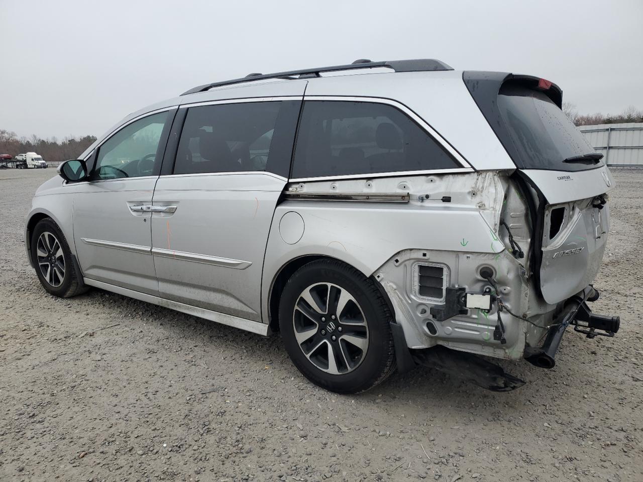 2014 Honda Odyssey - Image 2