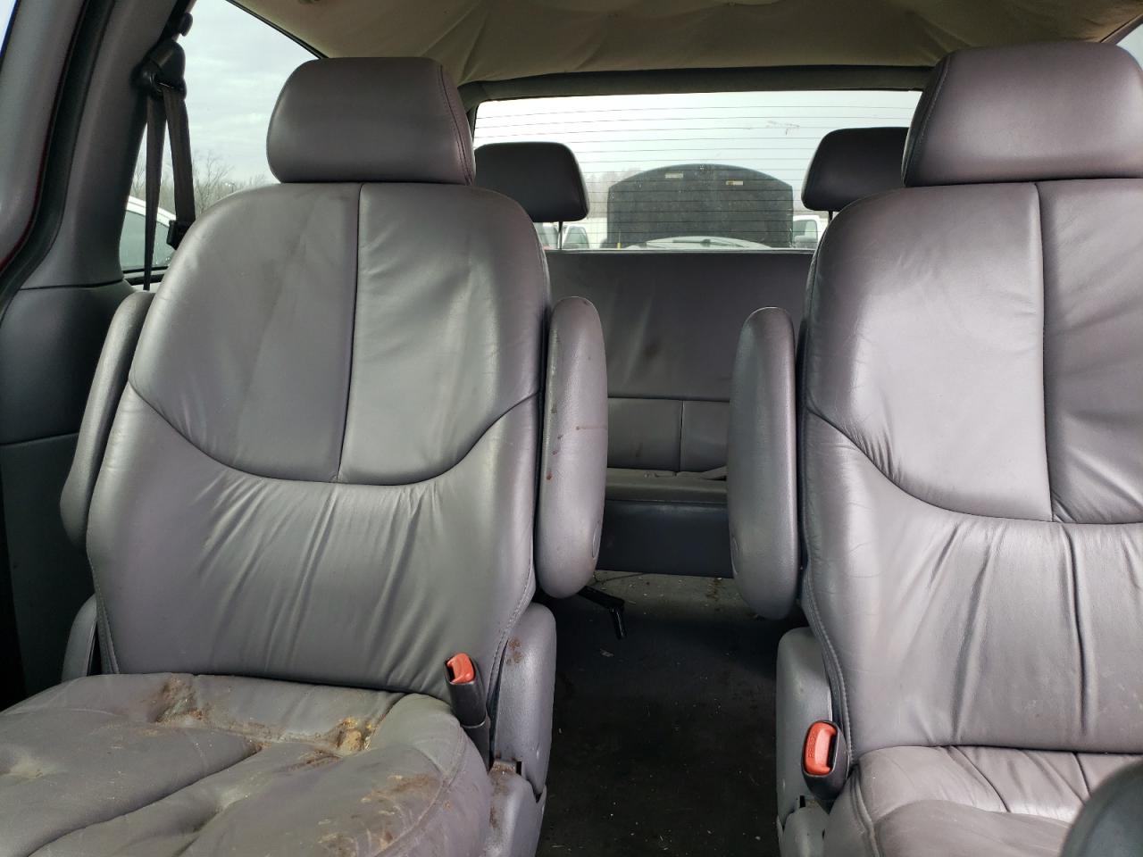 1999 Dodge Caravan - Image 10